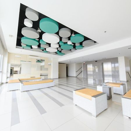 Go Hotels Lanang - Davao City Dış mekan fotoğraf