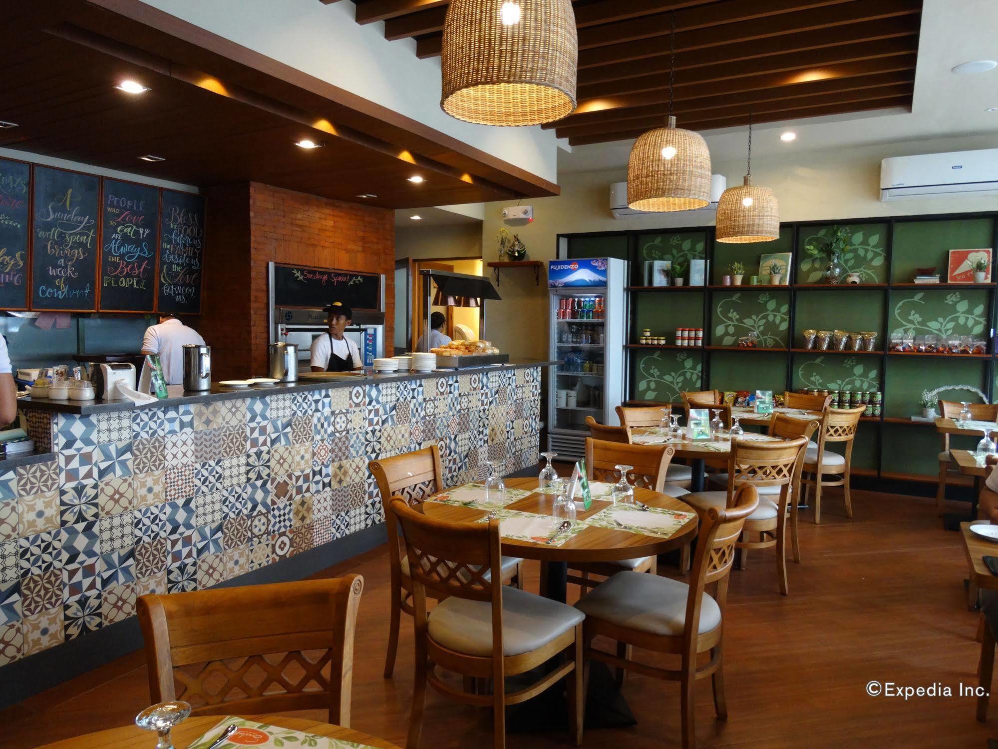 Go Hotels Lanang - Davao City Dış mekan fotoğraf